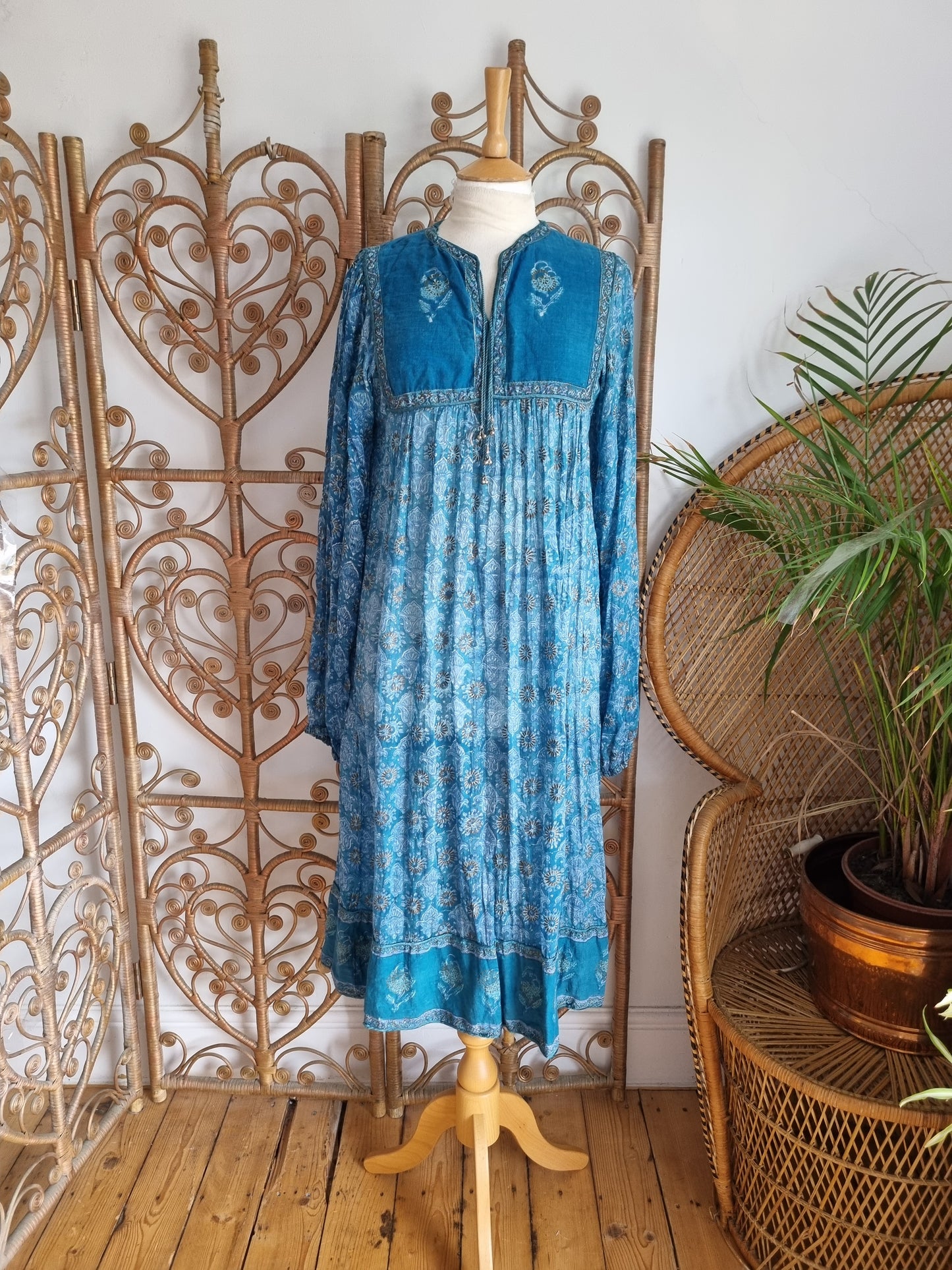 Vintage Phool Indian dress