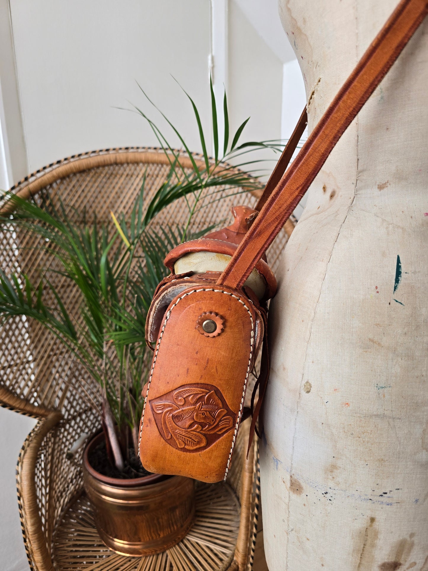 Vintage horse saddle leather tooled bag