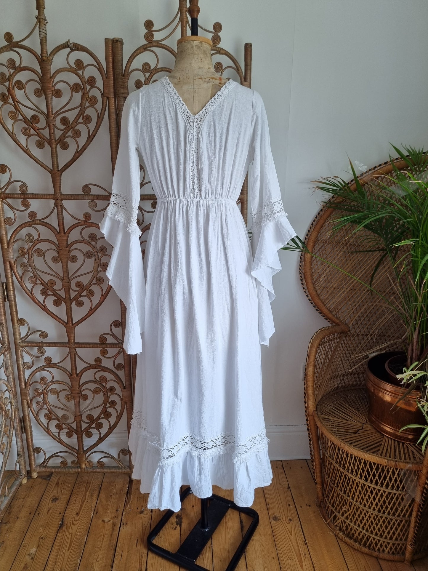 Vintage waterfall sleeves cotton dress