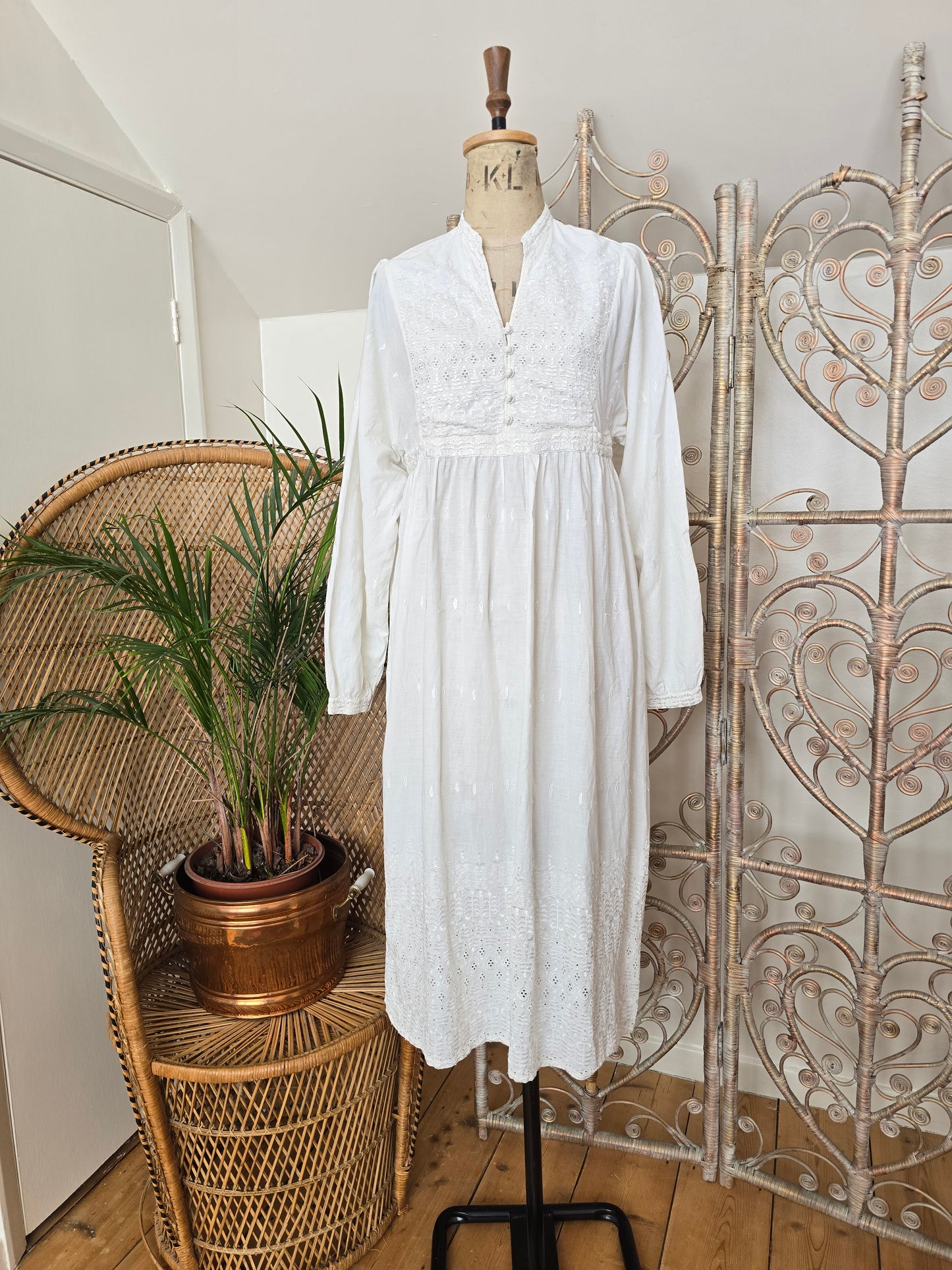 Vintage indian embroidered cotton dress
