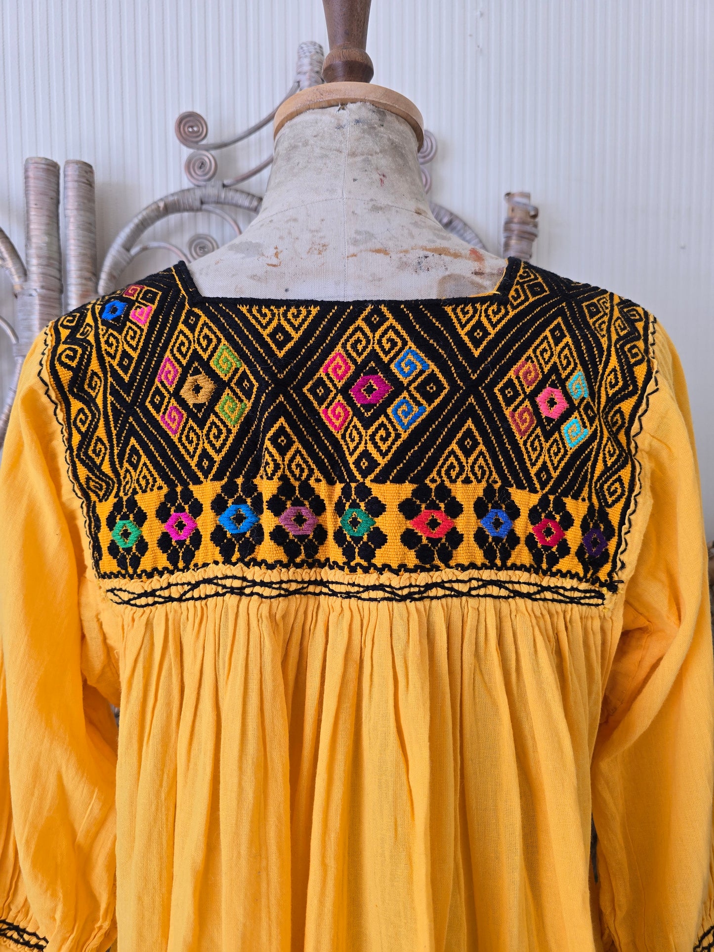 Vintage style Mexican embroidered blouse