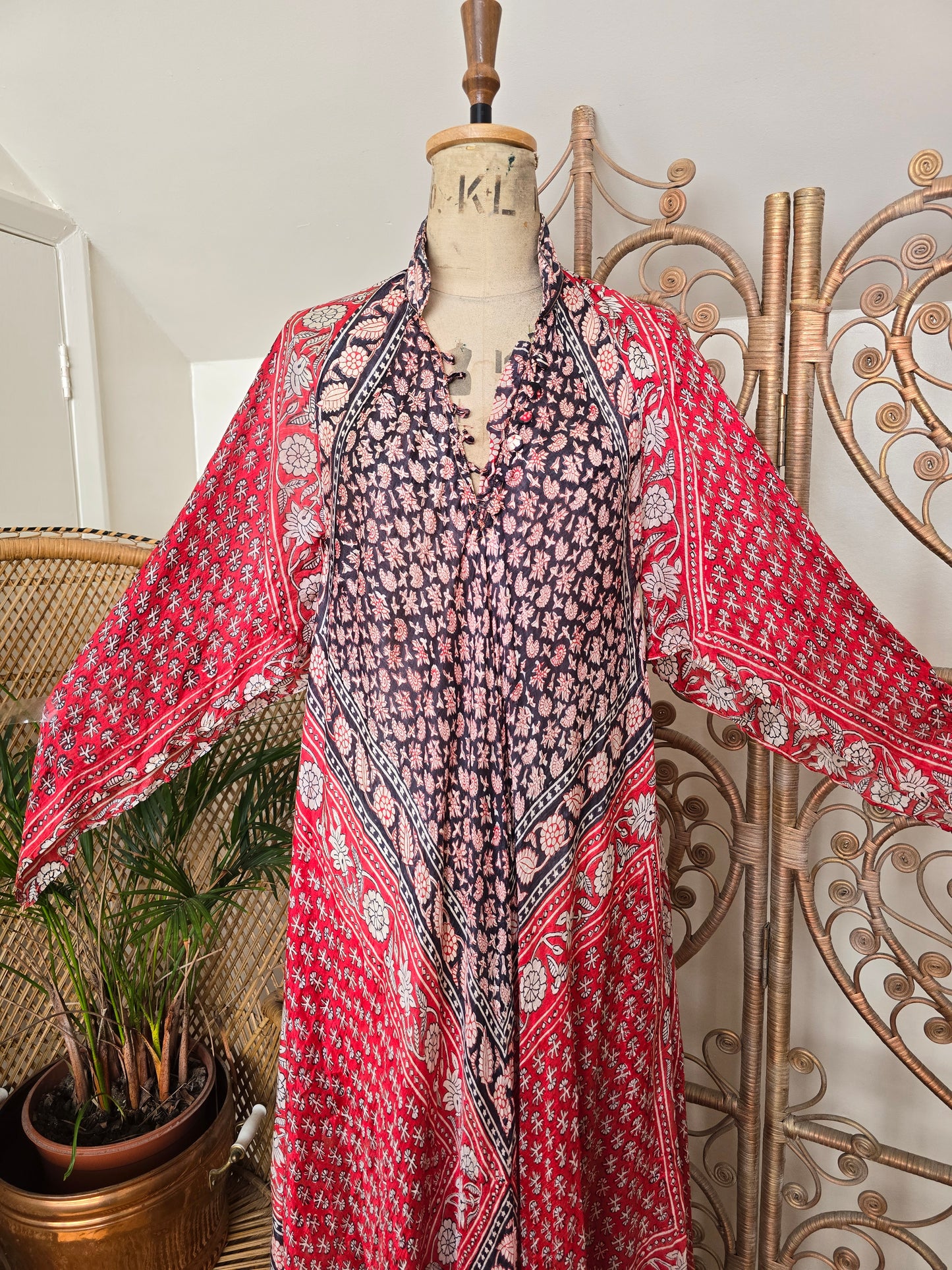 Vintage silk Indian kaftan dress