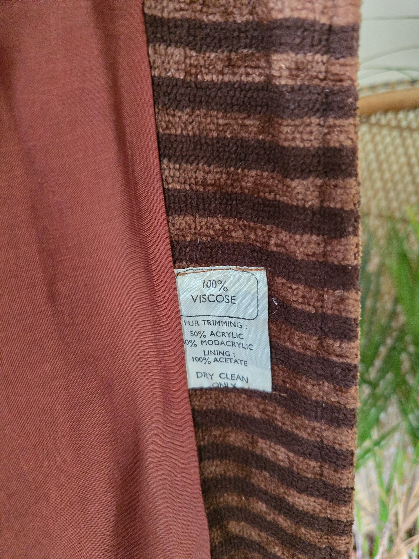 Vintage Chenille 70s coat