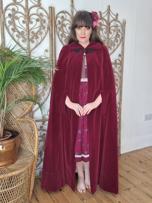 Vintage Quad velvet cape coat