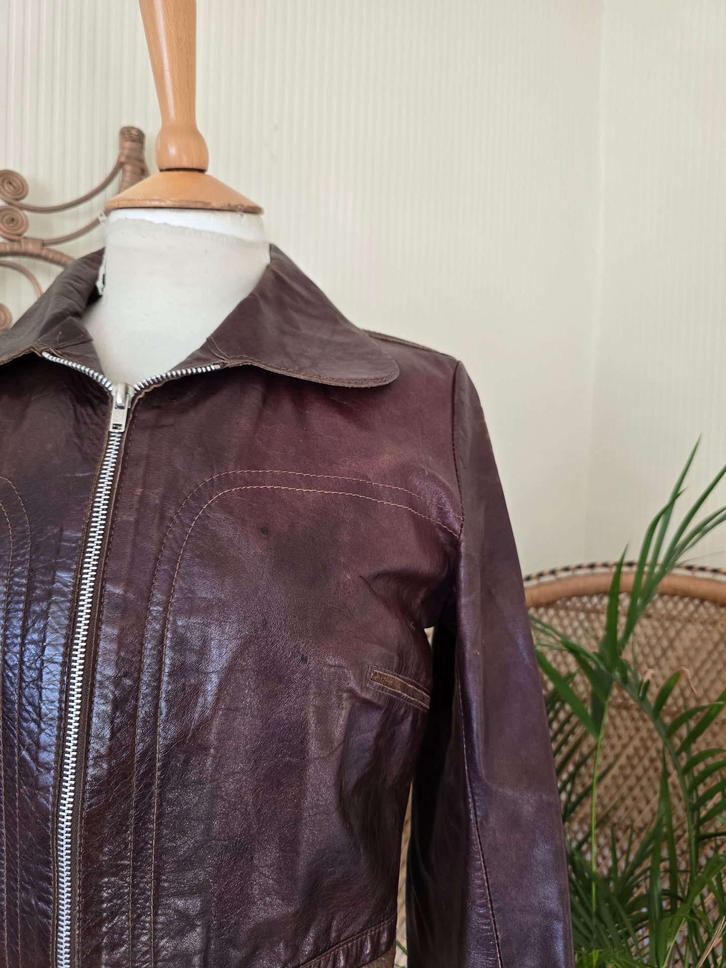 Vintage leather crop jacket