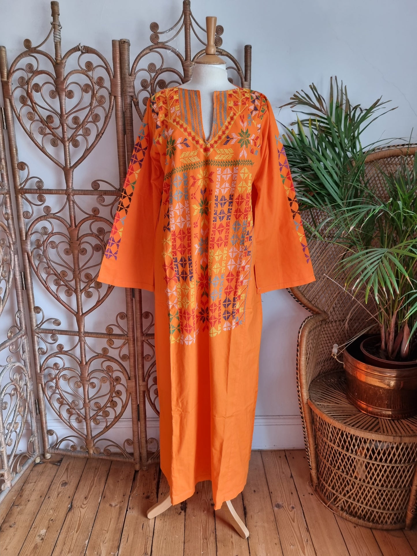 Vintage embroidered kaftan dress