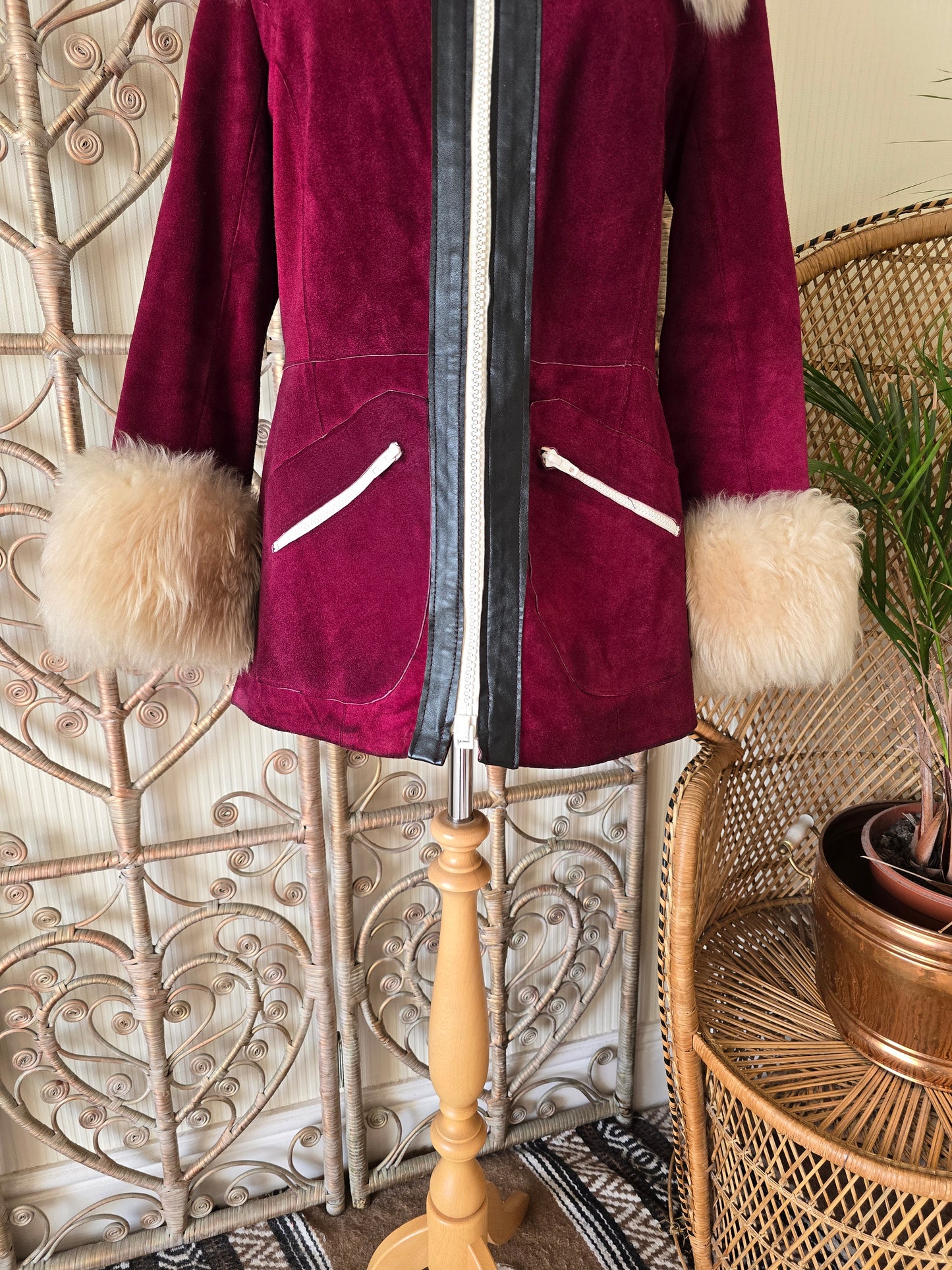 Vintage suede Sheepskin collar cuffs coat