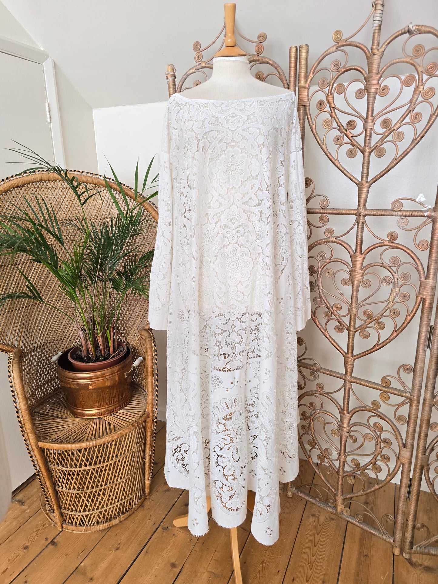Vintage lace maxi dress