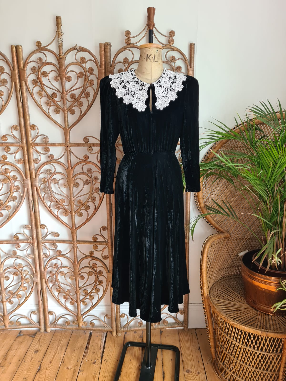 Vintage Donna Morgan for NSP velvet dress XS