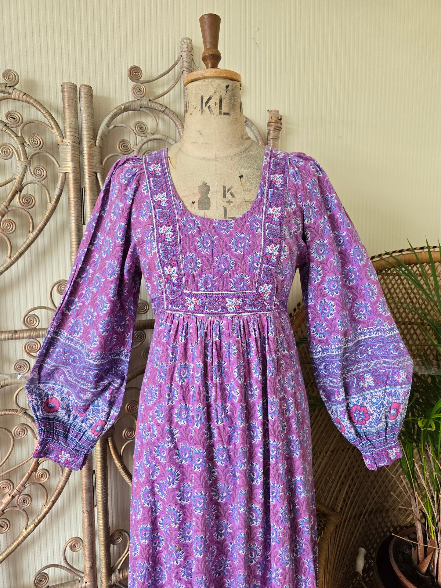 Vintage Ritu kumar for Roshafi Indian dress.