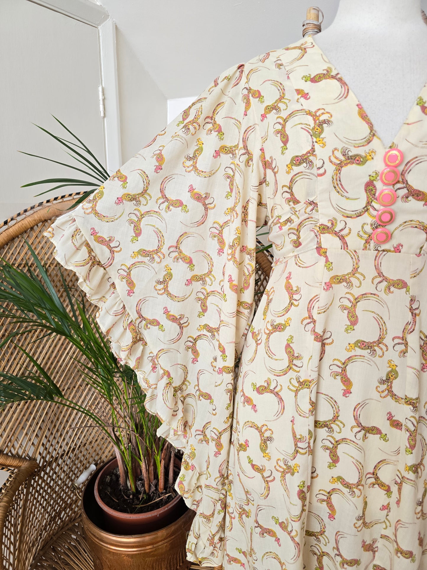 Vintage bird angel sleeves dress