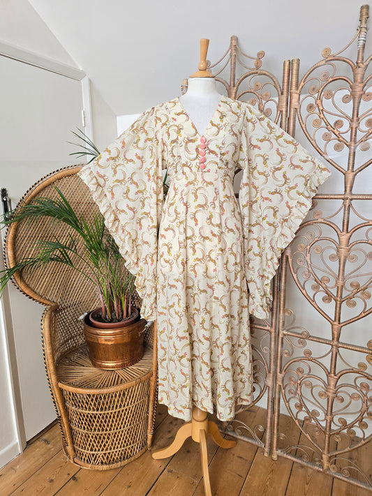 Vintage bird angel sleeves dress
