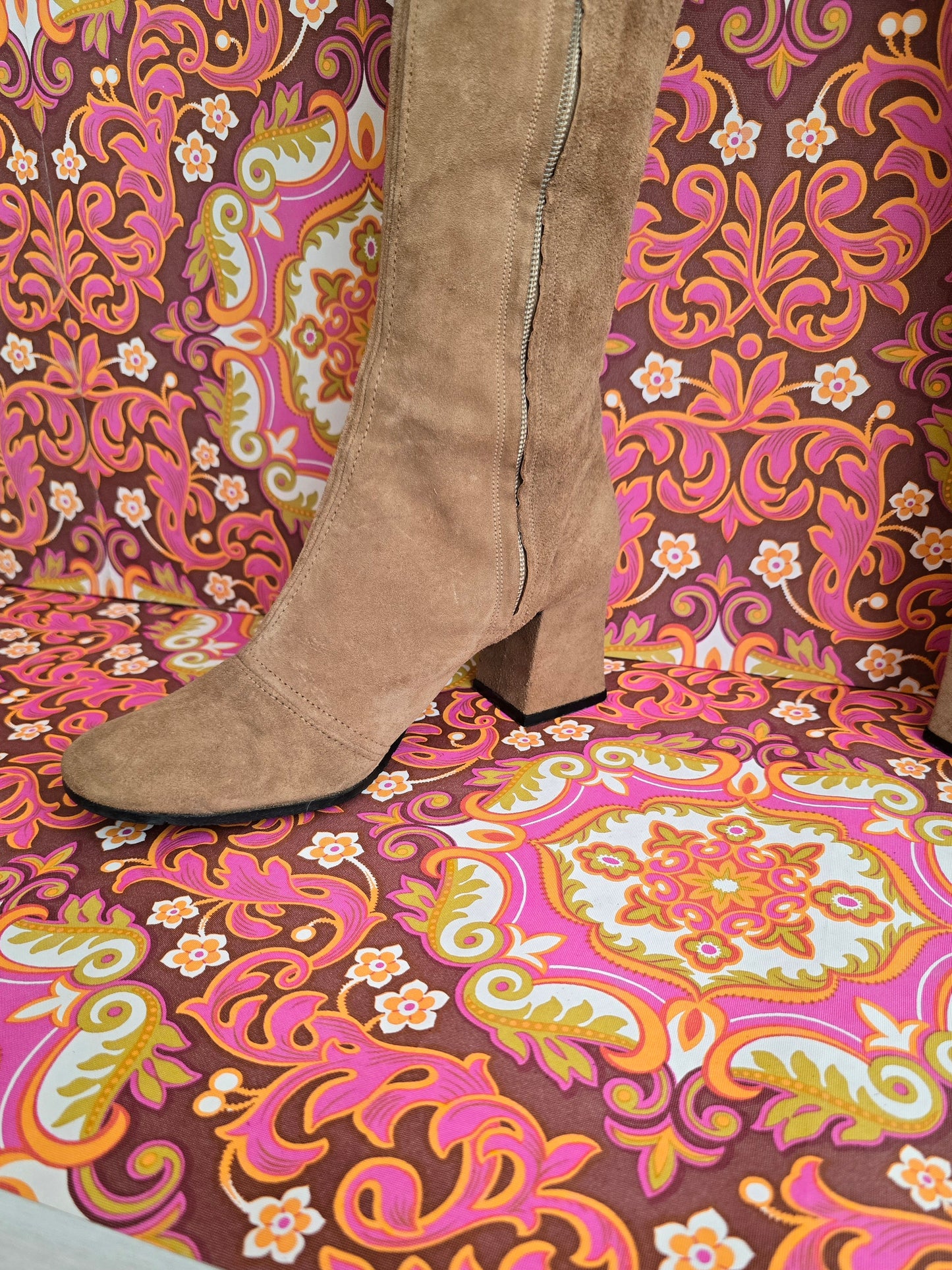 Vintage over the knee suede leather boots size uk 5/6  Eur 38/39 us 7/8