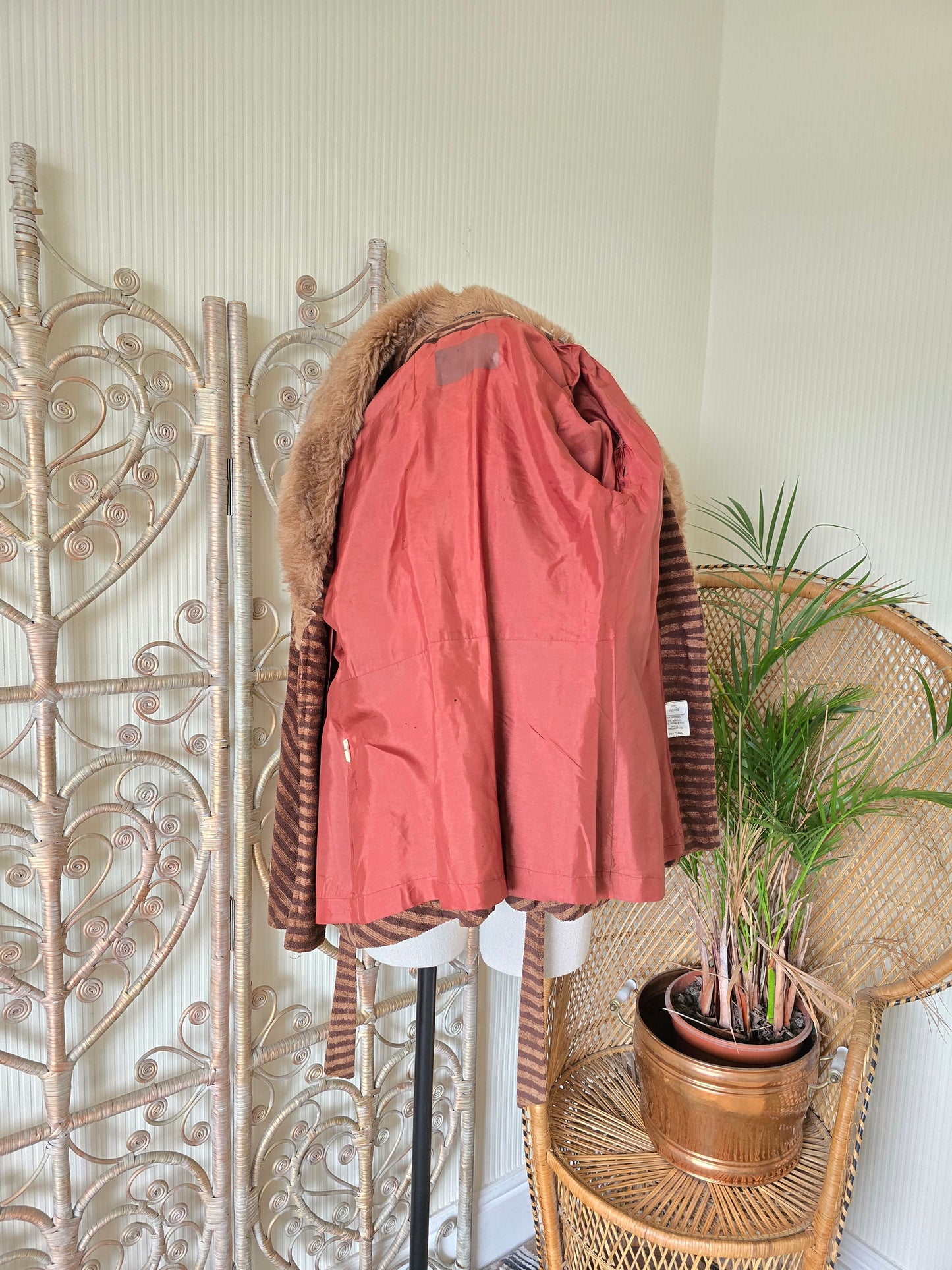 Vintage Chenille 70s coat