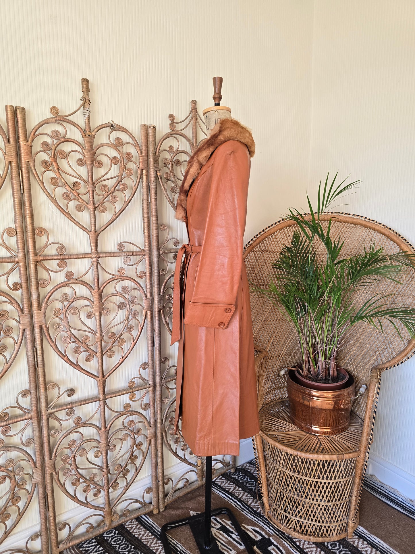 Vintage Spinney sheepskin collar leather coat XS S