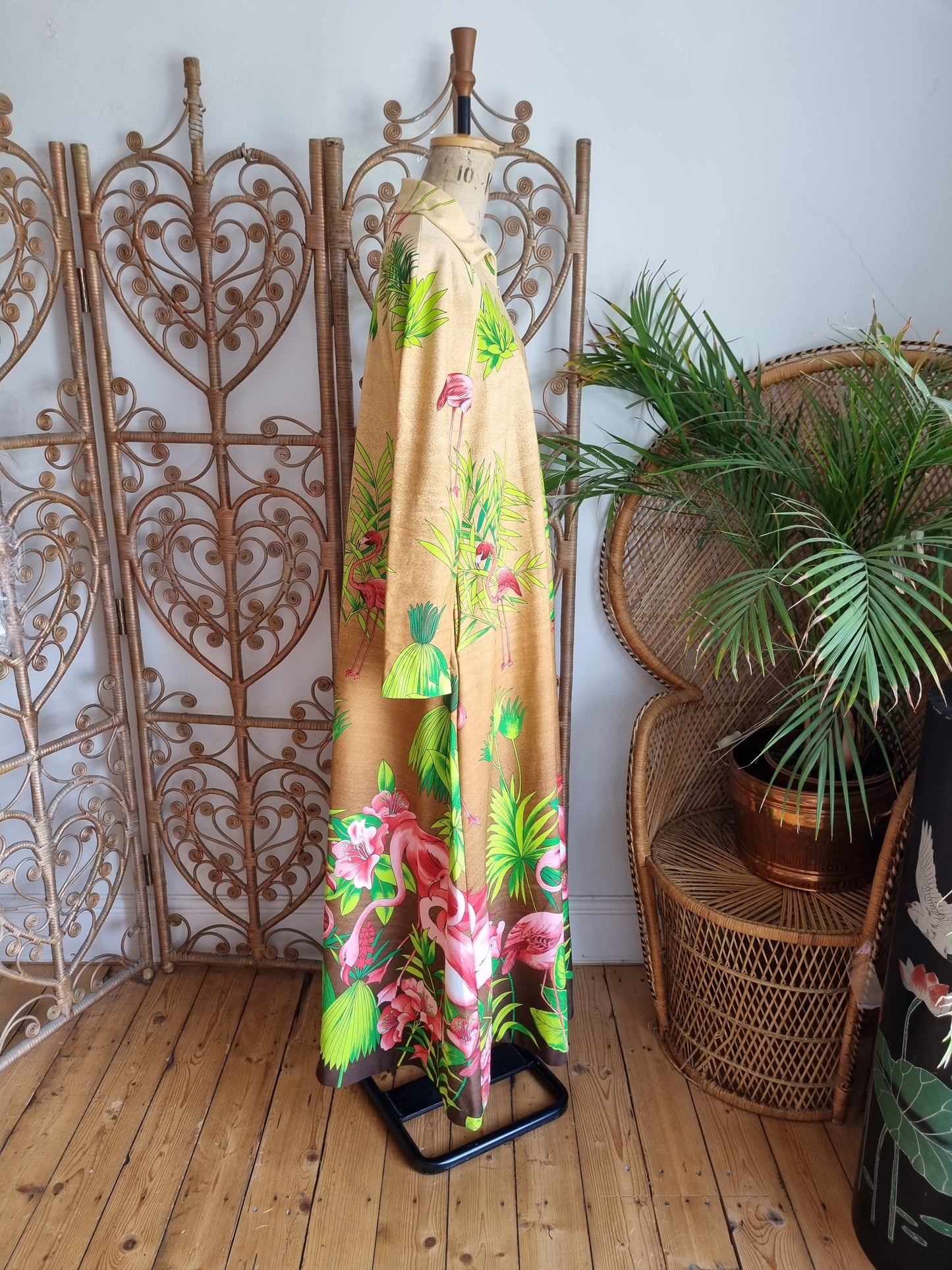 Vintage flamingo David Brown dress