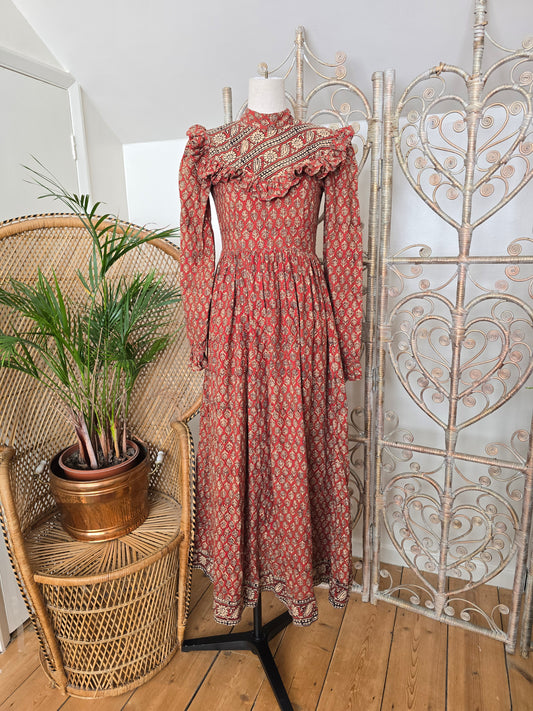 Vintage Interlinks of London Indian dress