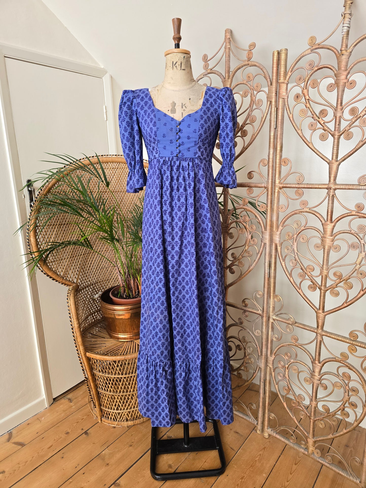 Vintage Earlybird 70s maxi dress