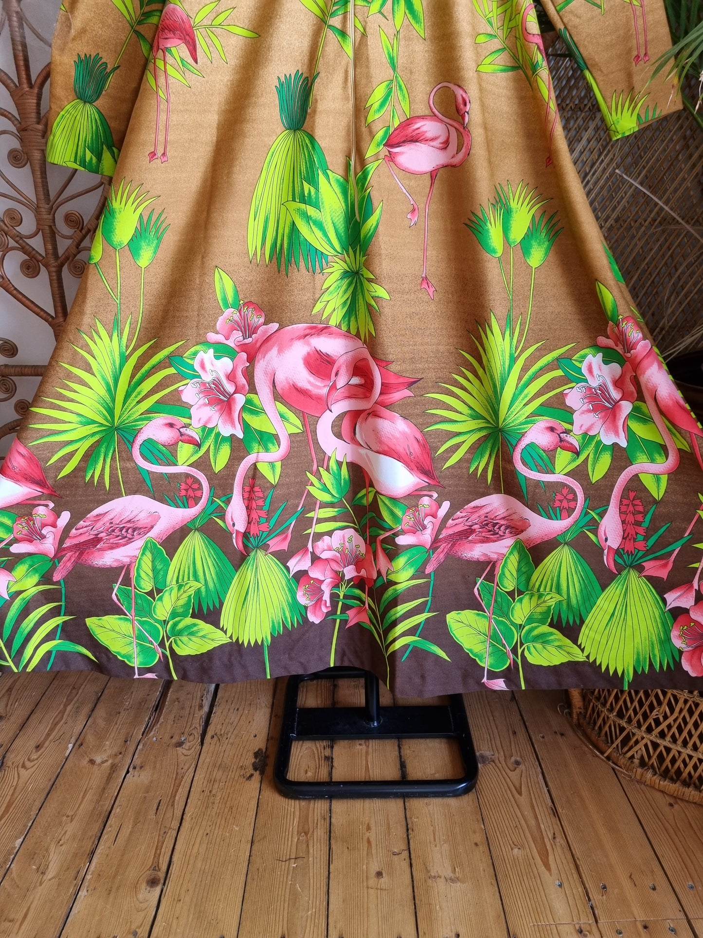 Vintage flamingo David Brown dress