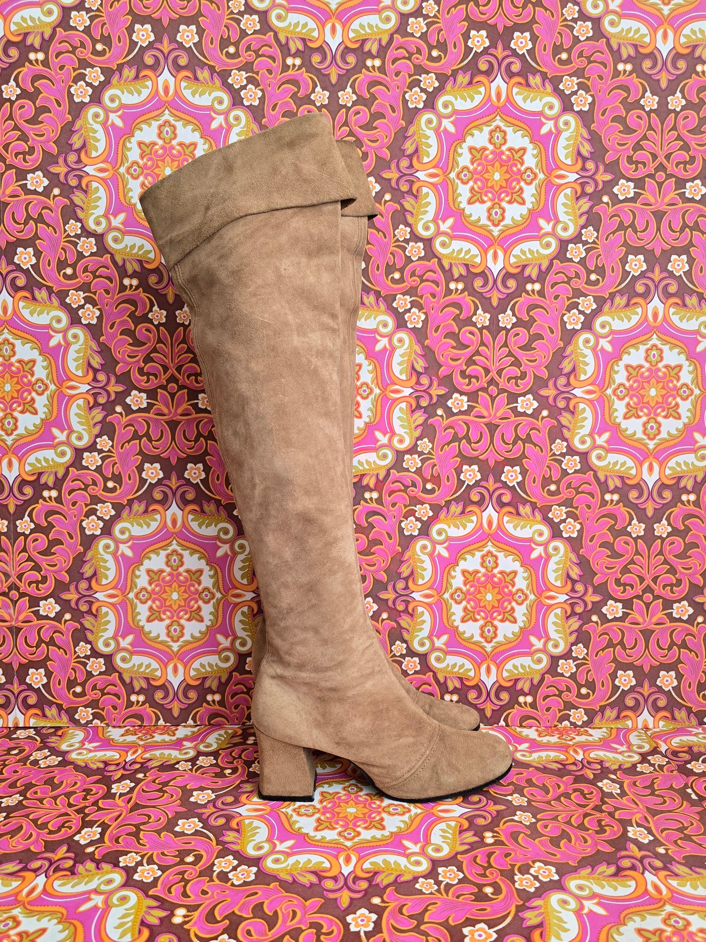 Vintage over the knee suede leather boots size uk 5/6  Eur 38/39 us 7/8