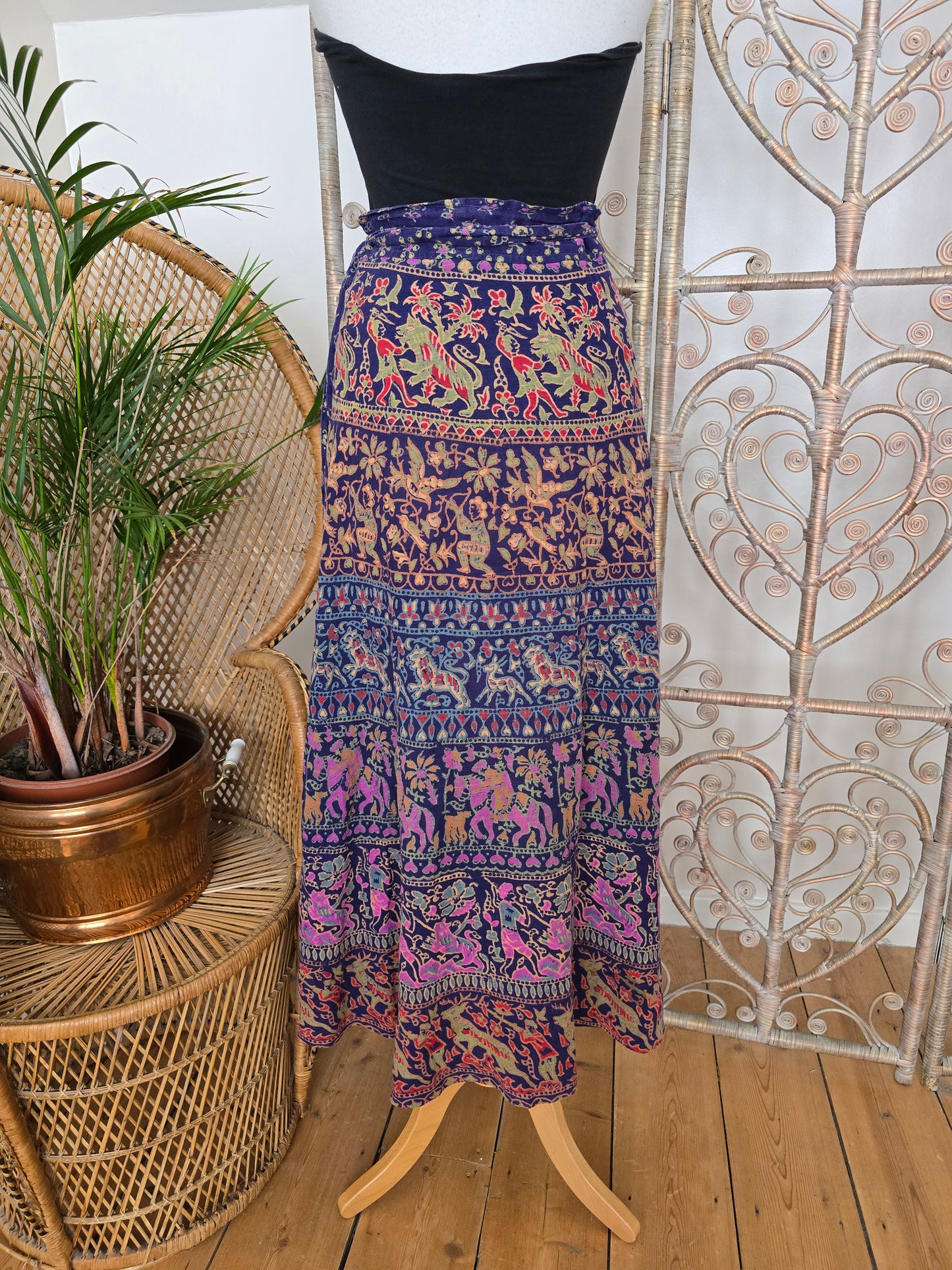 Vintage india Imports of Rhode Islands Indian maxi skirt