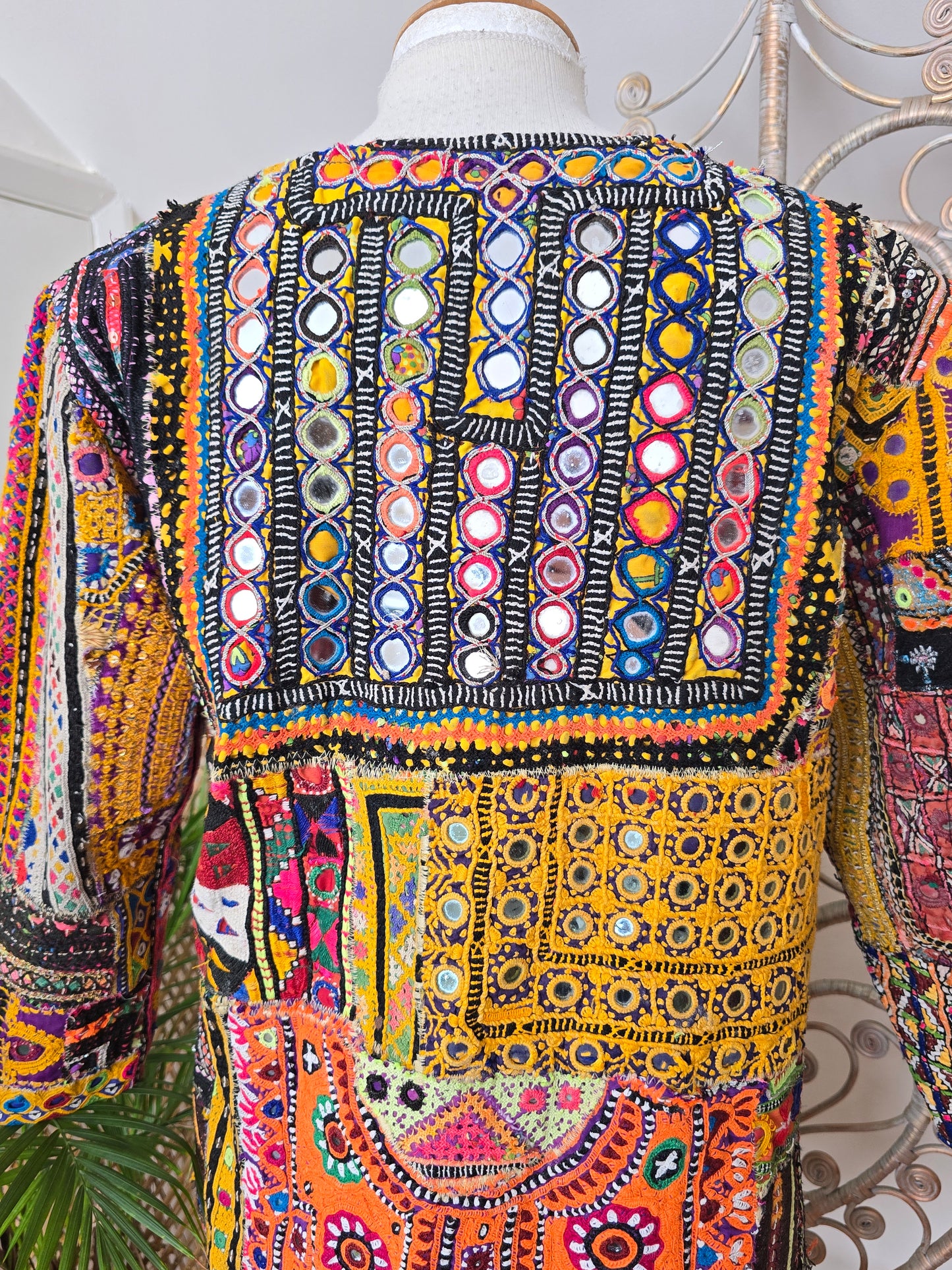Vintage embroidered ethnic jacket