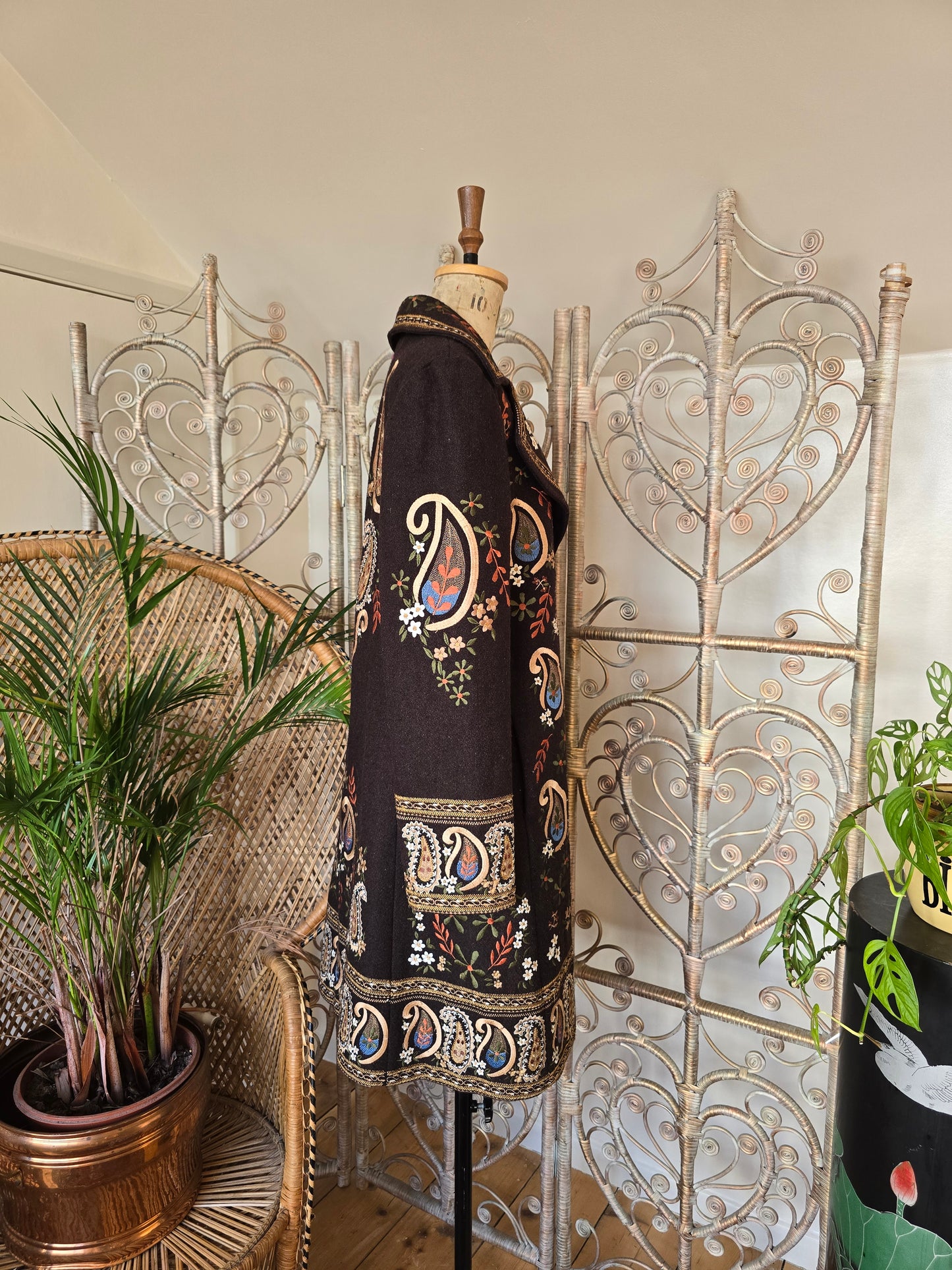 Vintage y2k Embroidered wool coat