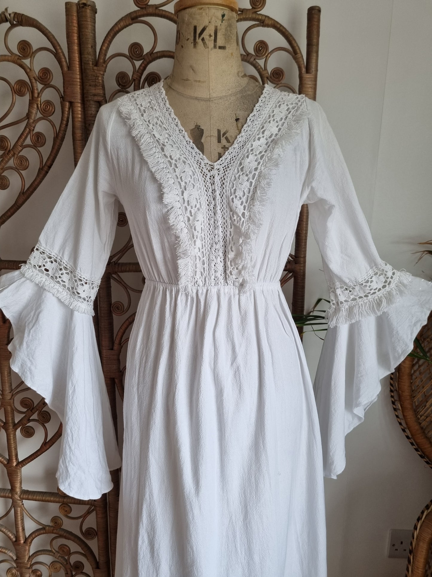 Vintage waterfall sleeves cotton dress