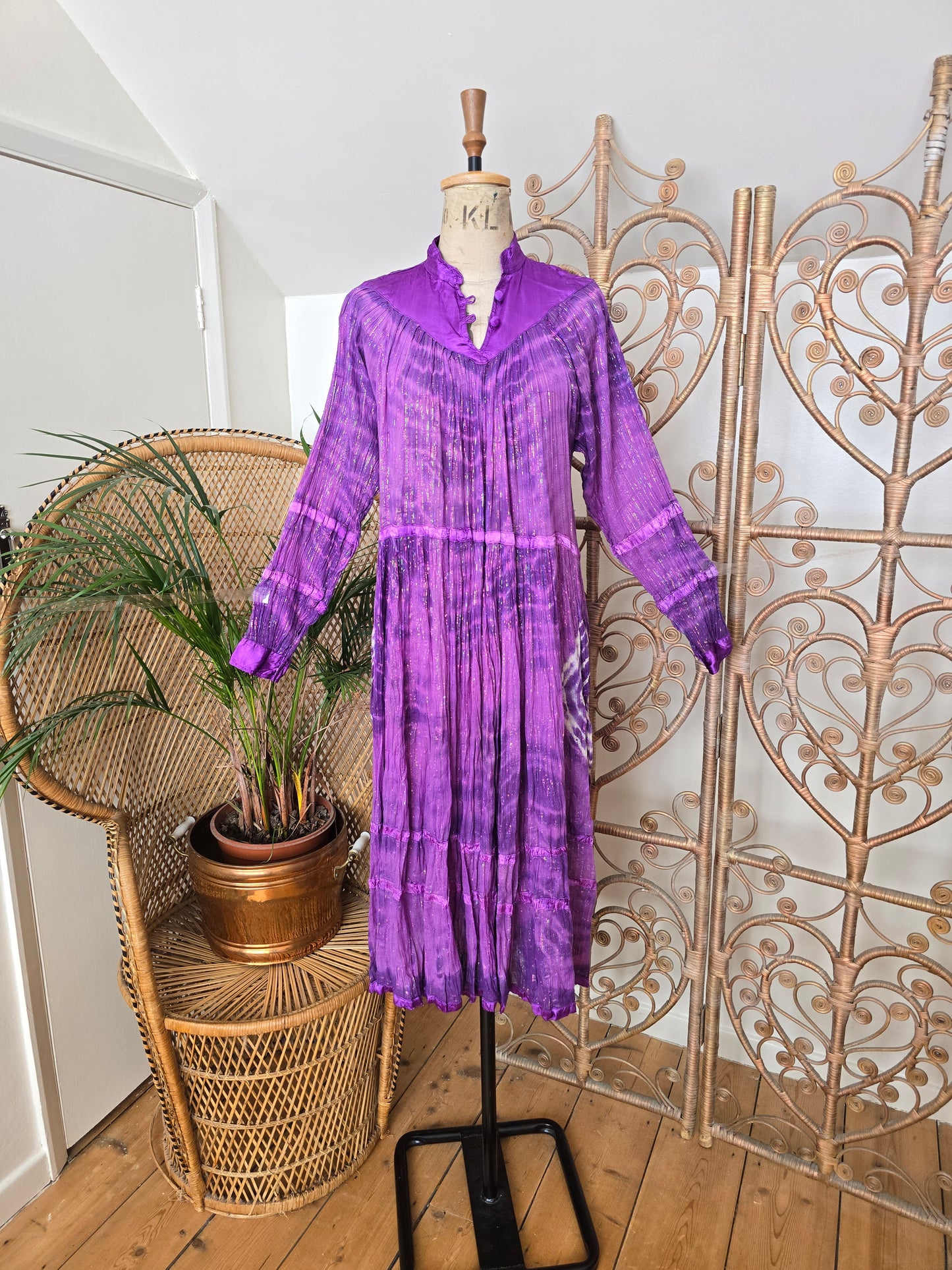 Vintage Indian tie dye dress