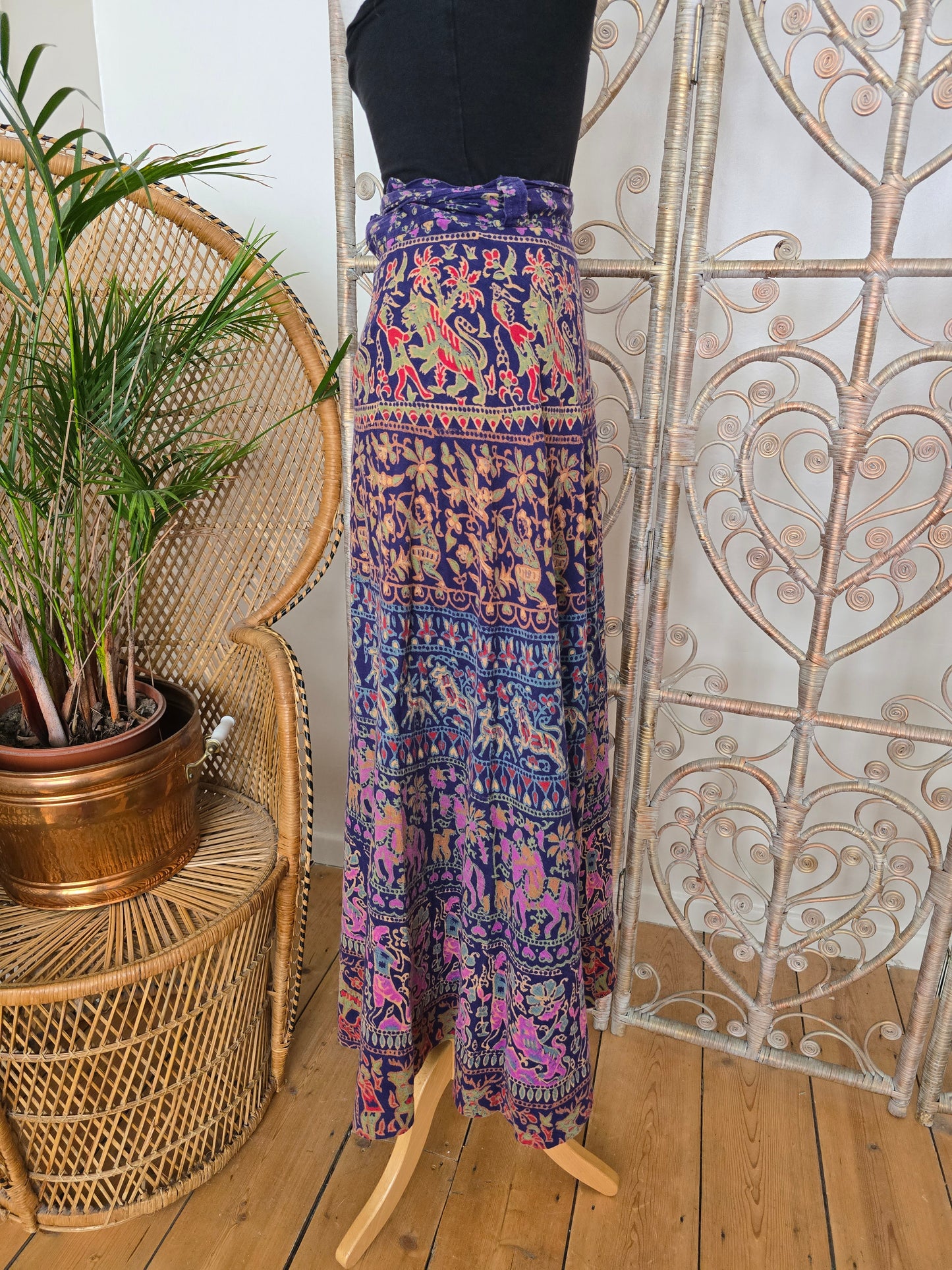 Vintage india Imports of Rhode Islands Indian maxi skirt
