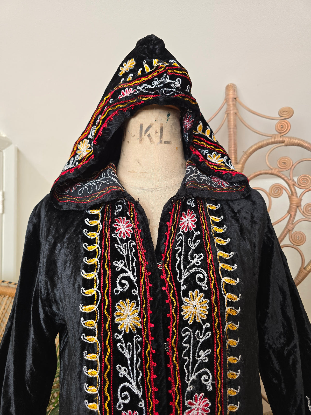 Vintage hooded embroidered velvet kaftan dress jacket