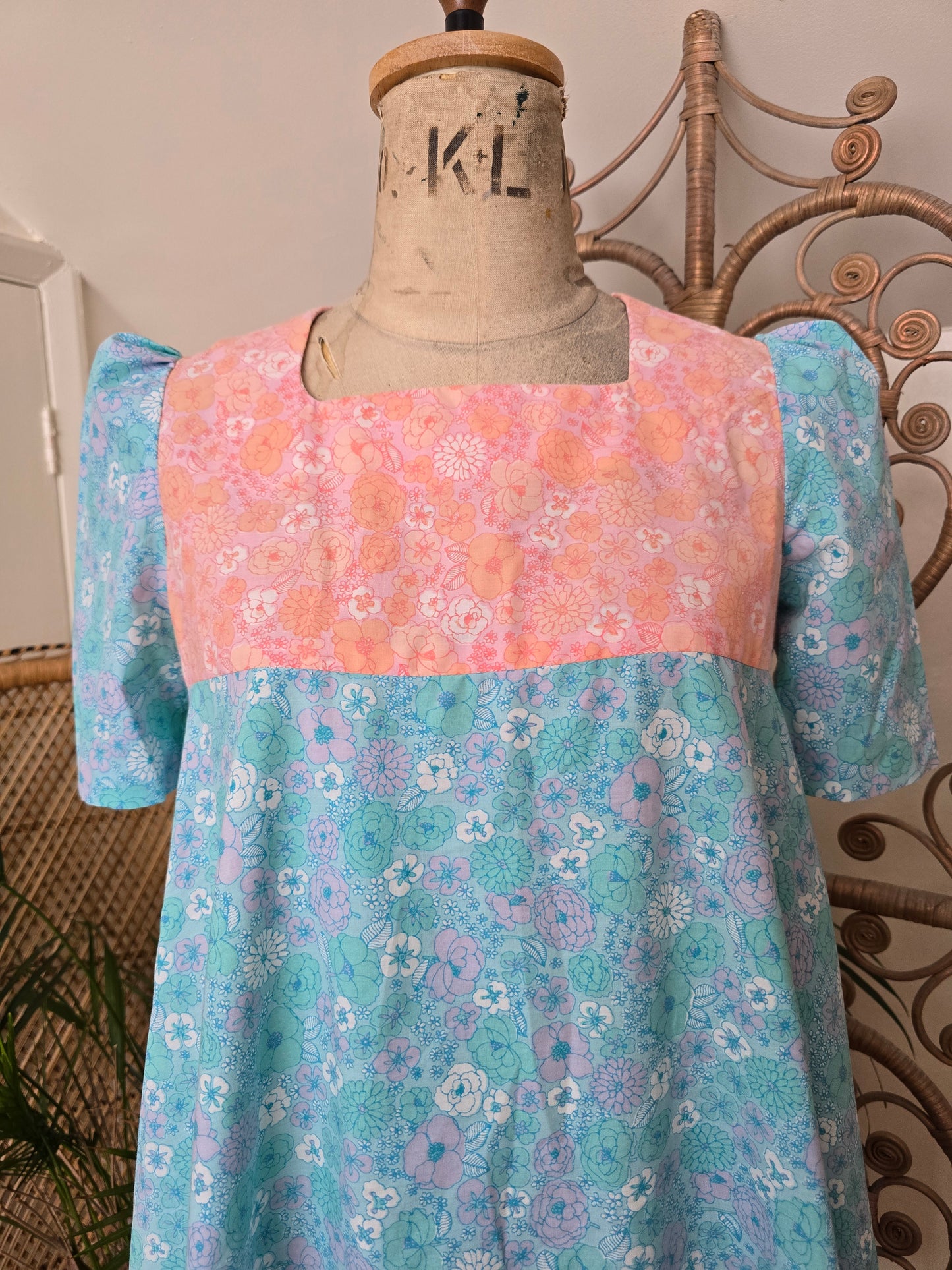 Vintage Earlybird 70s dress