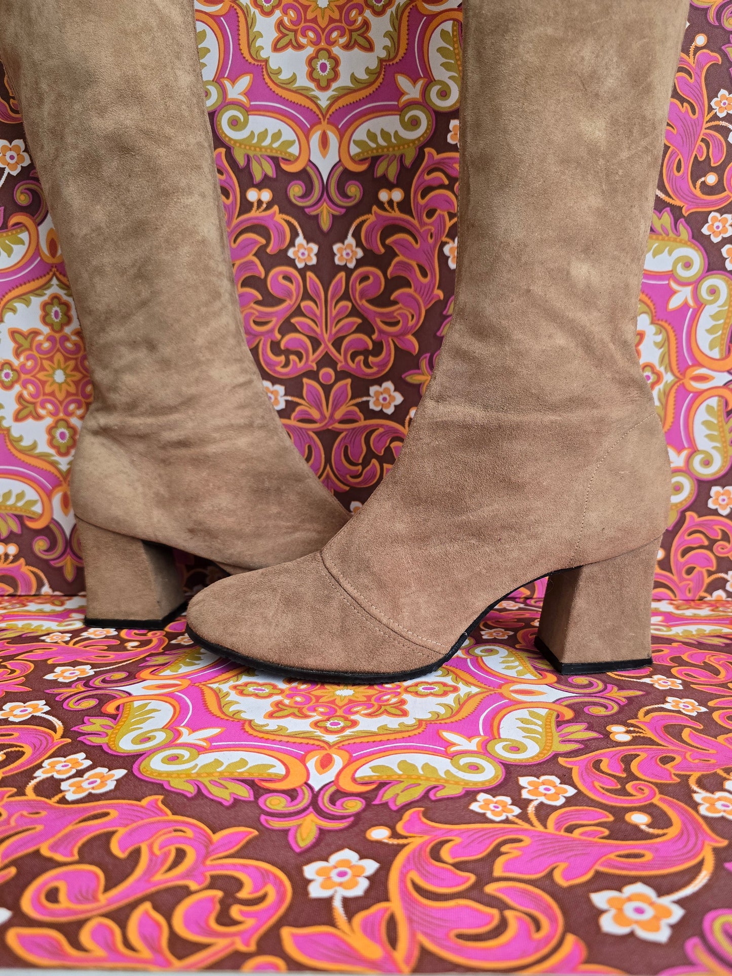 Vintage over the knee suede leather boots size uk 5/6  Eur 38/39 us 7/8