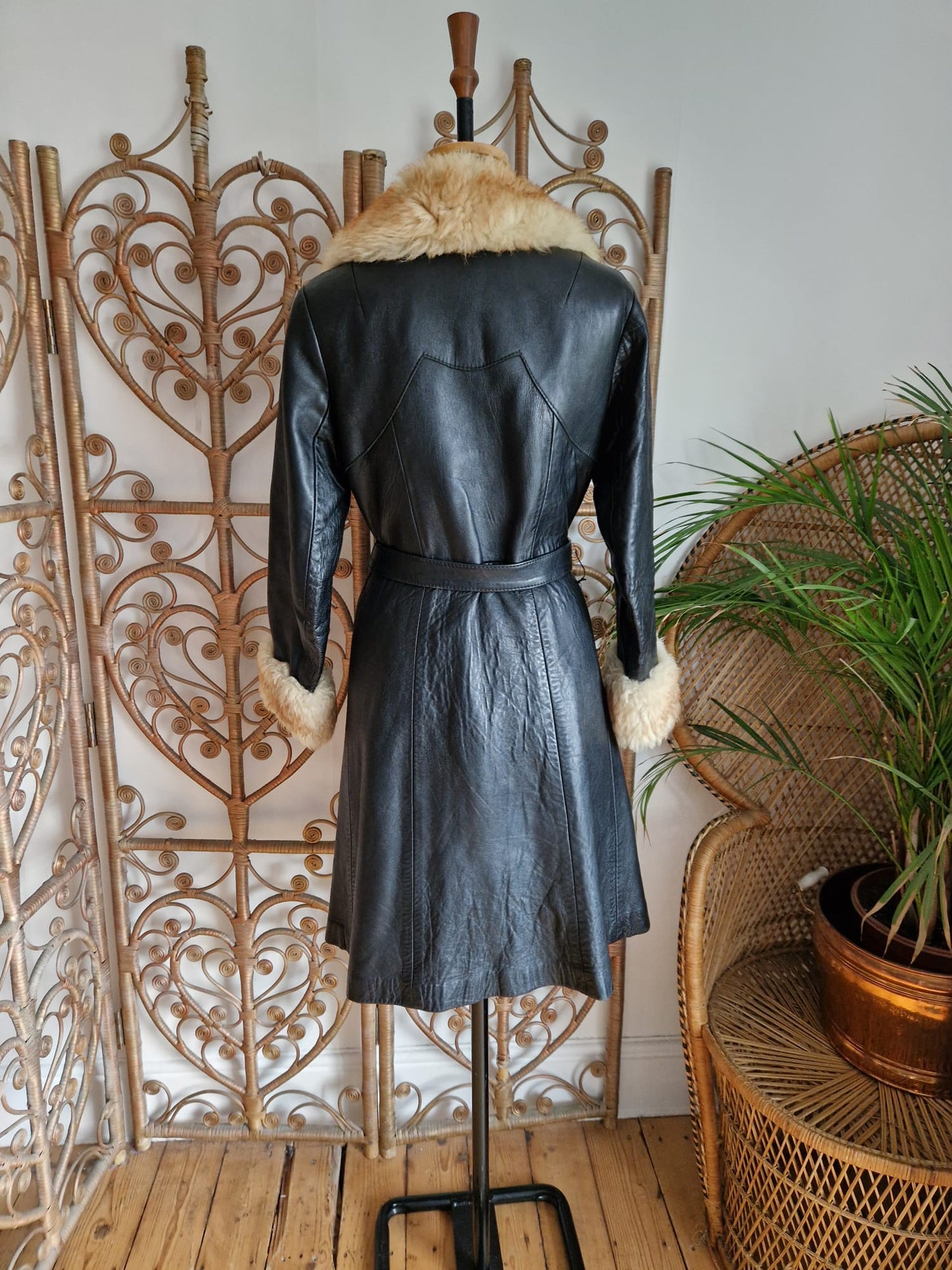 Vintage 70s leather coat