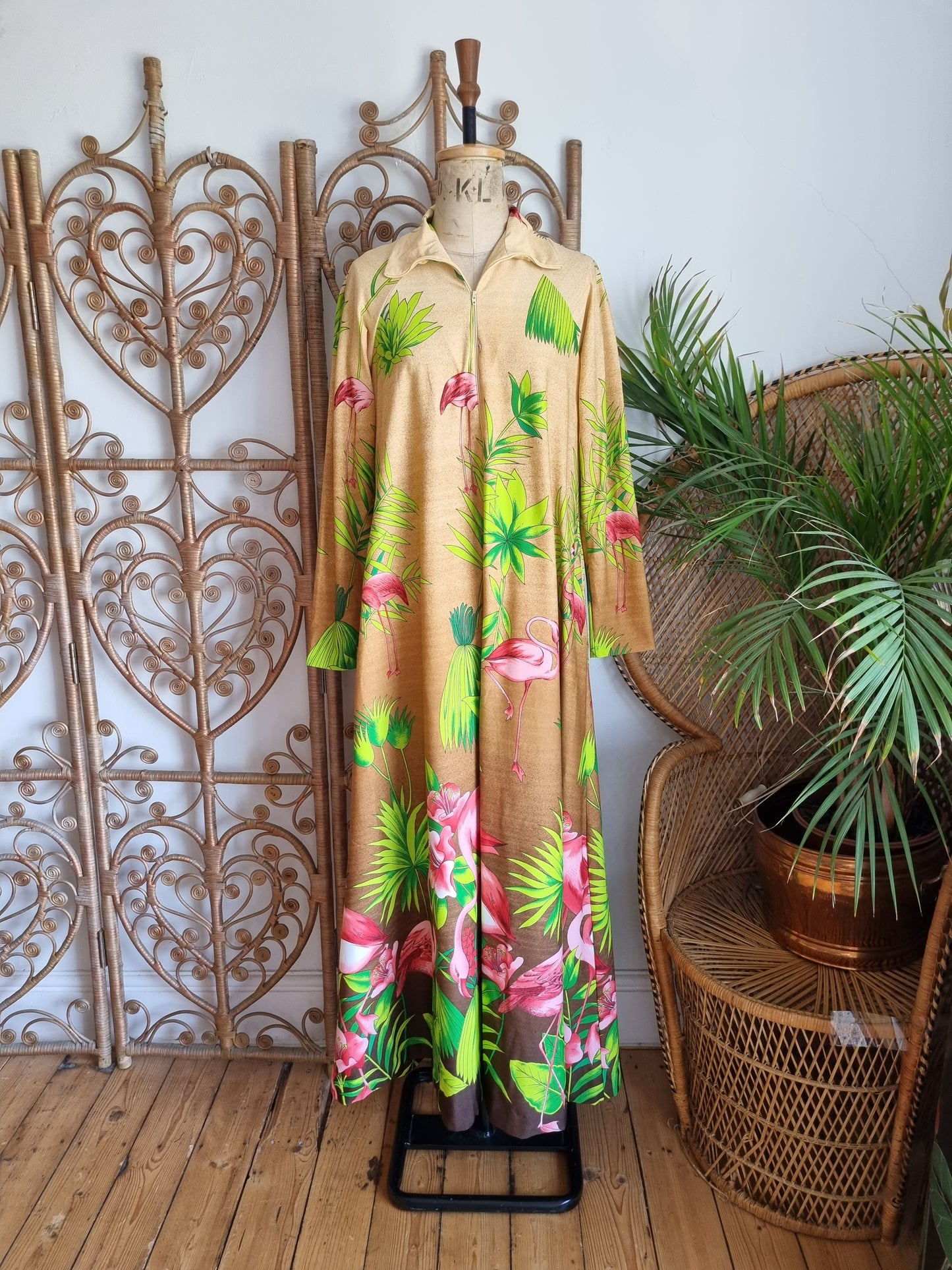 Vintage flamingo David Brown dress