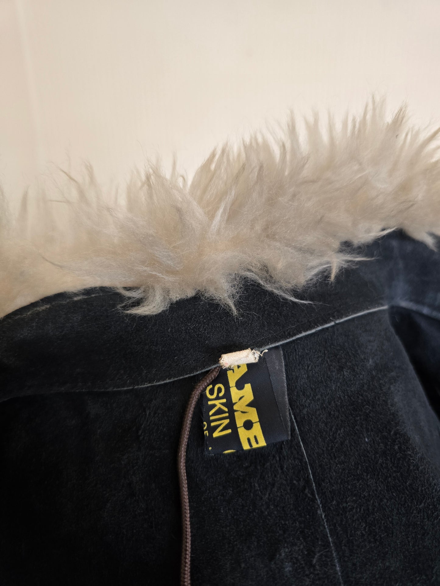 Vintage suede Sheepskin collar cuffs coat