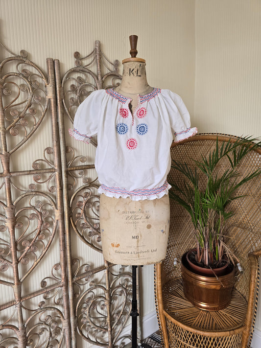 Vintage embroidered cotton blouse