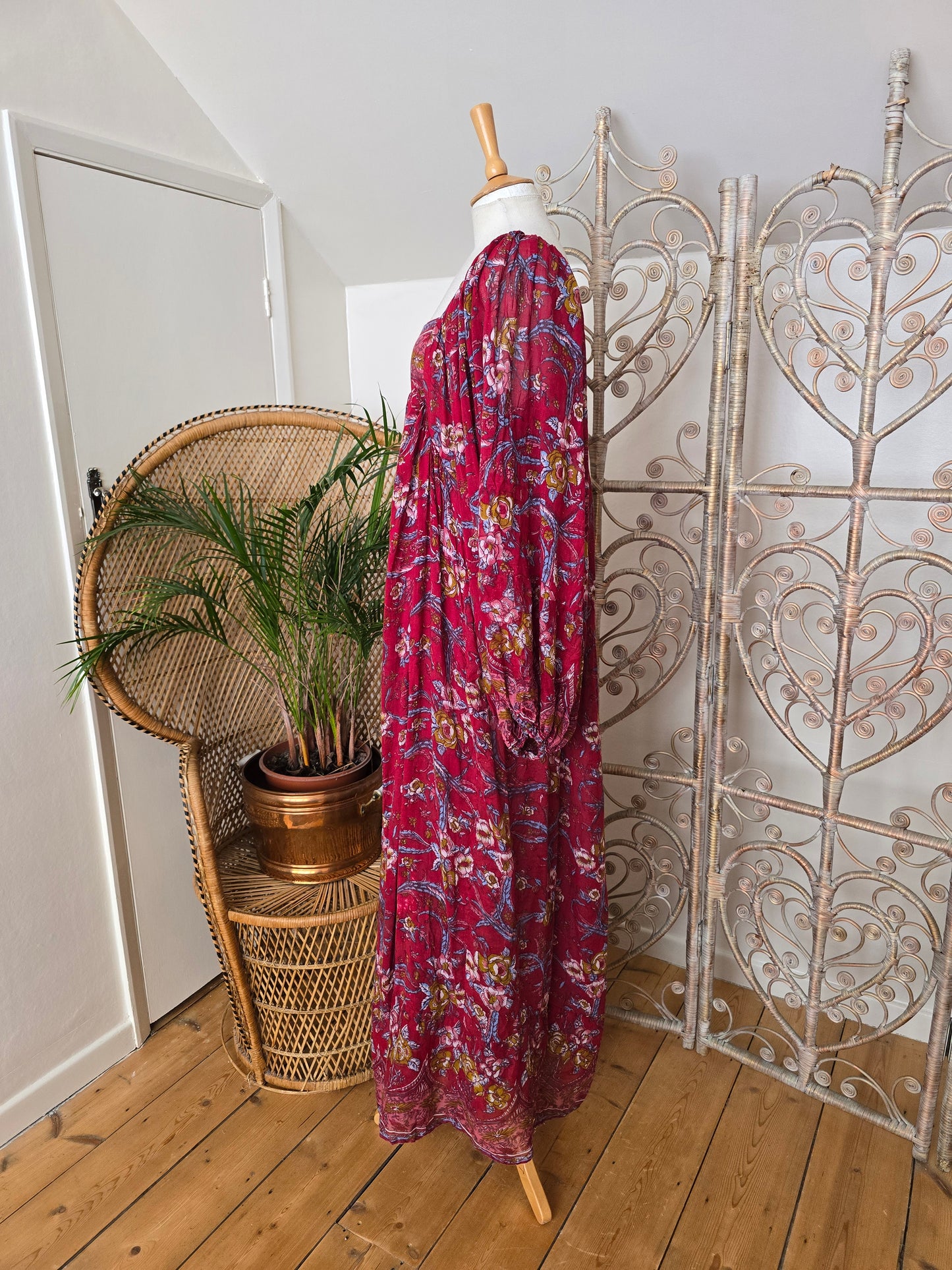Vintage balloon sleeves Indian dress