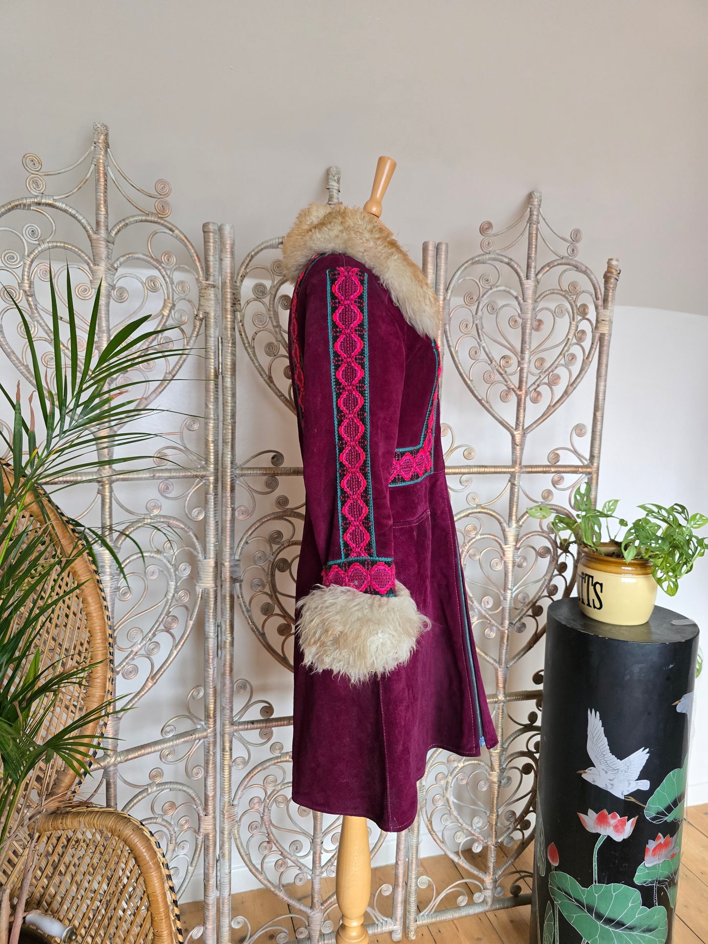 Vintage suede Sheepskin collar cuff coat