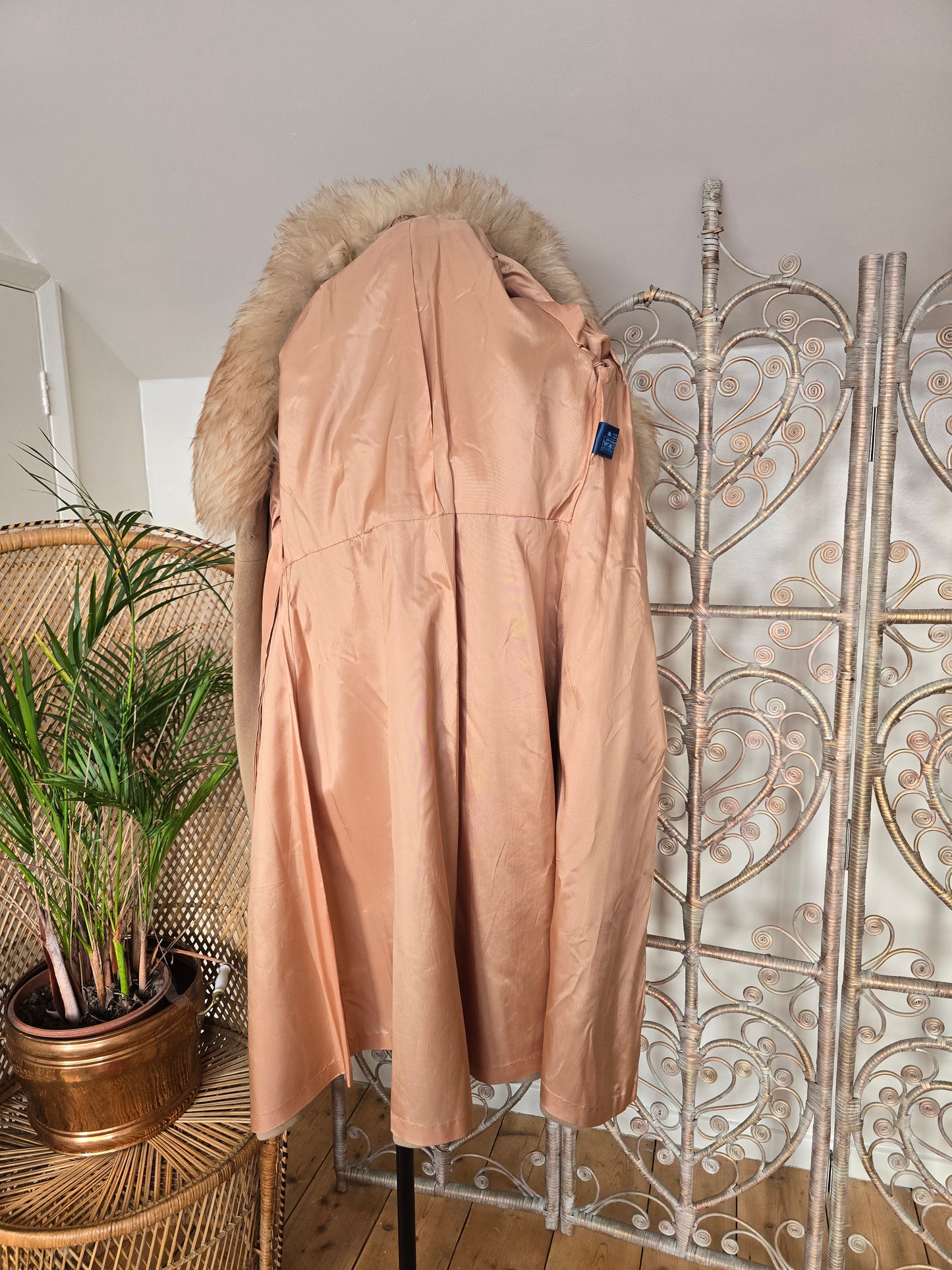 Vintage wool sheepskin collar coat