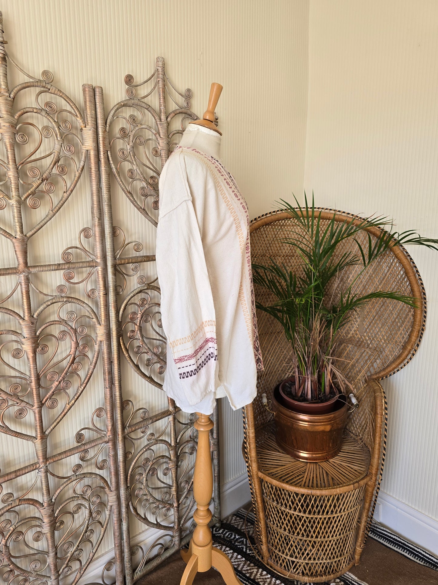 Vintage embroidered shirt blouse