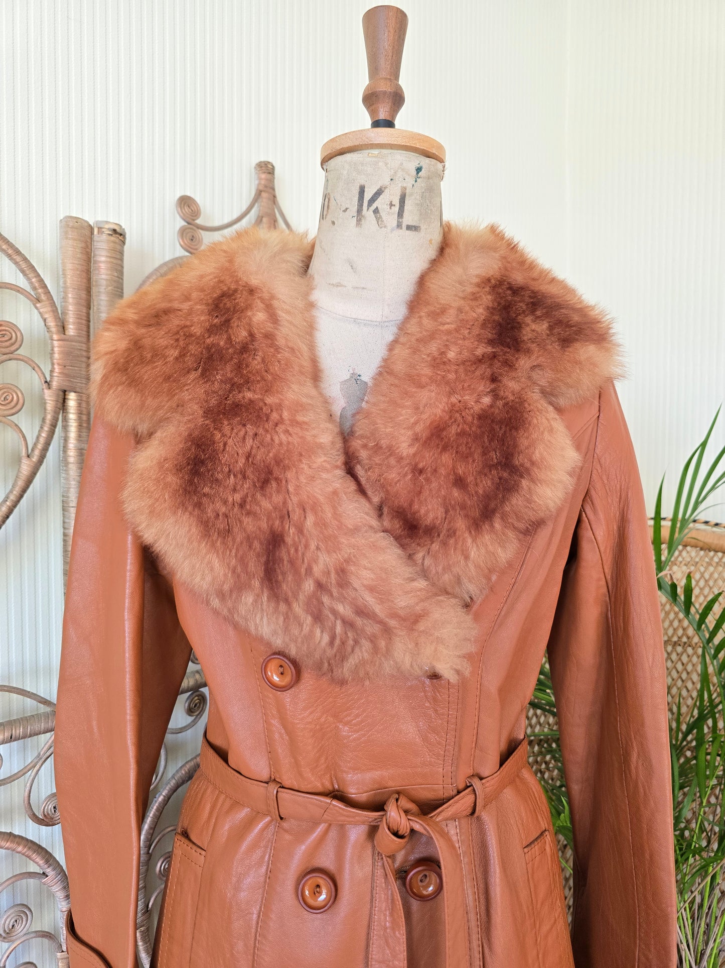 Vintage Spinney sheepskin collar leather coat XS S