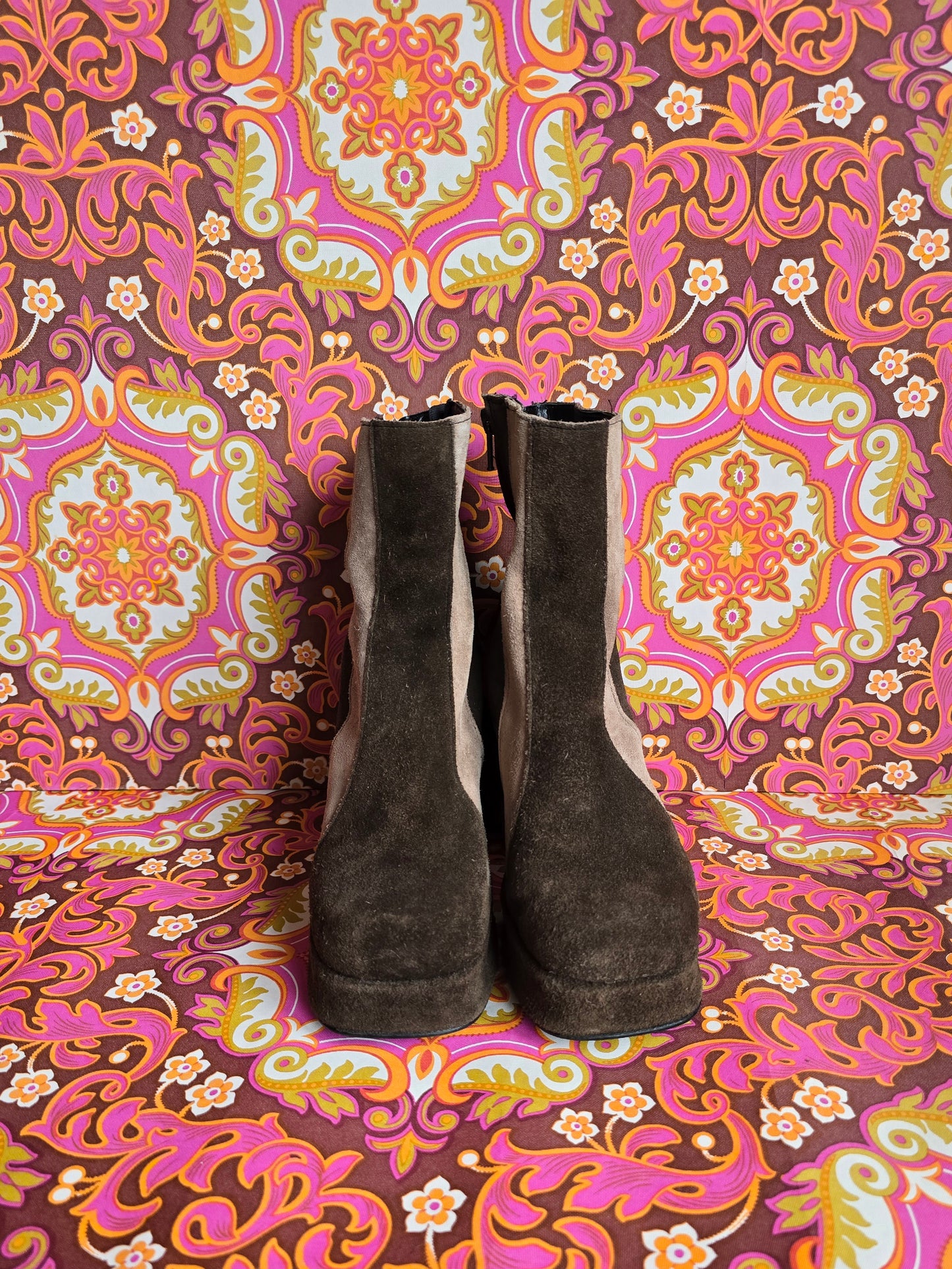Vintage suede Rin Tin Tin boots size uk 6 Eur 39 us 8