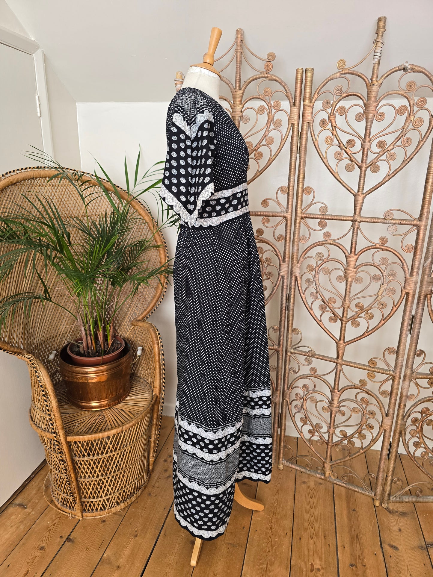 Vintage 70s maxi dress