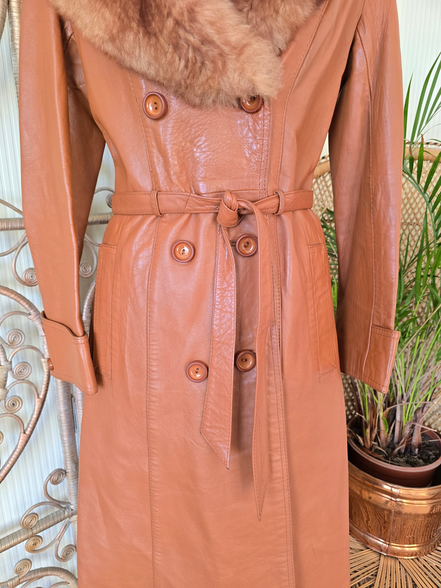 Vintage Spinney sheepskin collar leather coat XS S