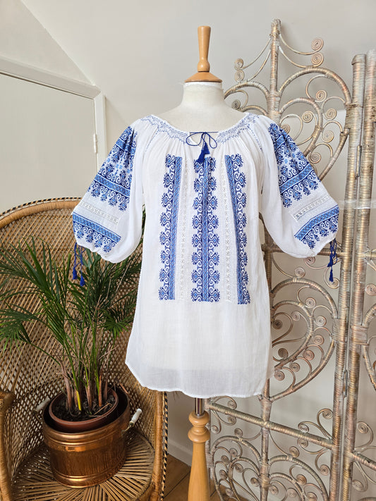Vintage embroidered cheesecloth tunic blouse
