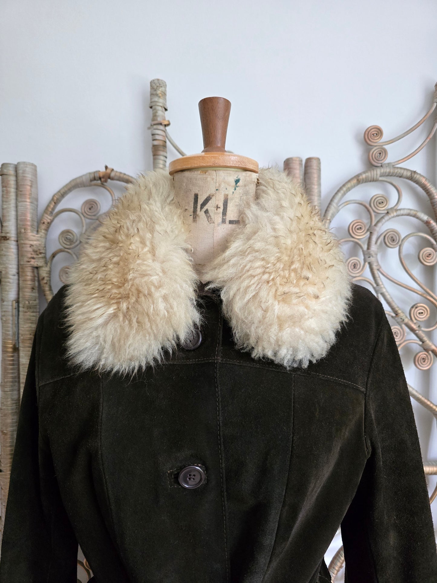 Vintage suede Sheepskin collar cuffs coat