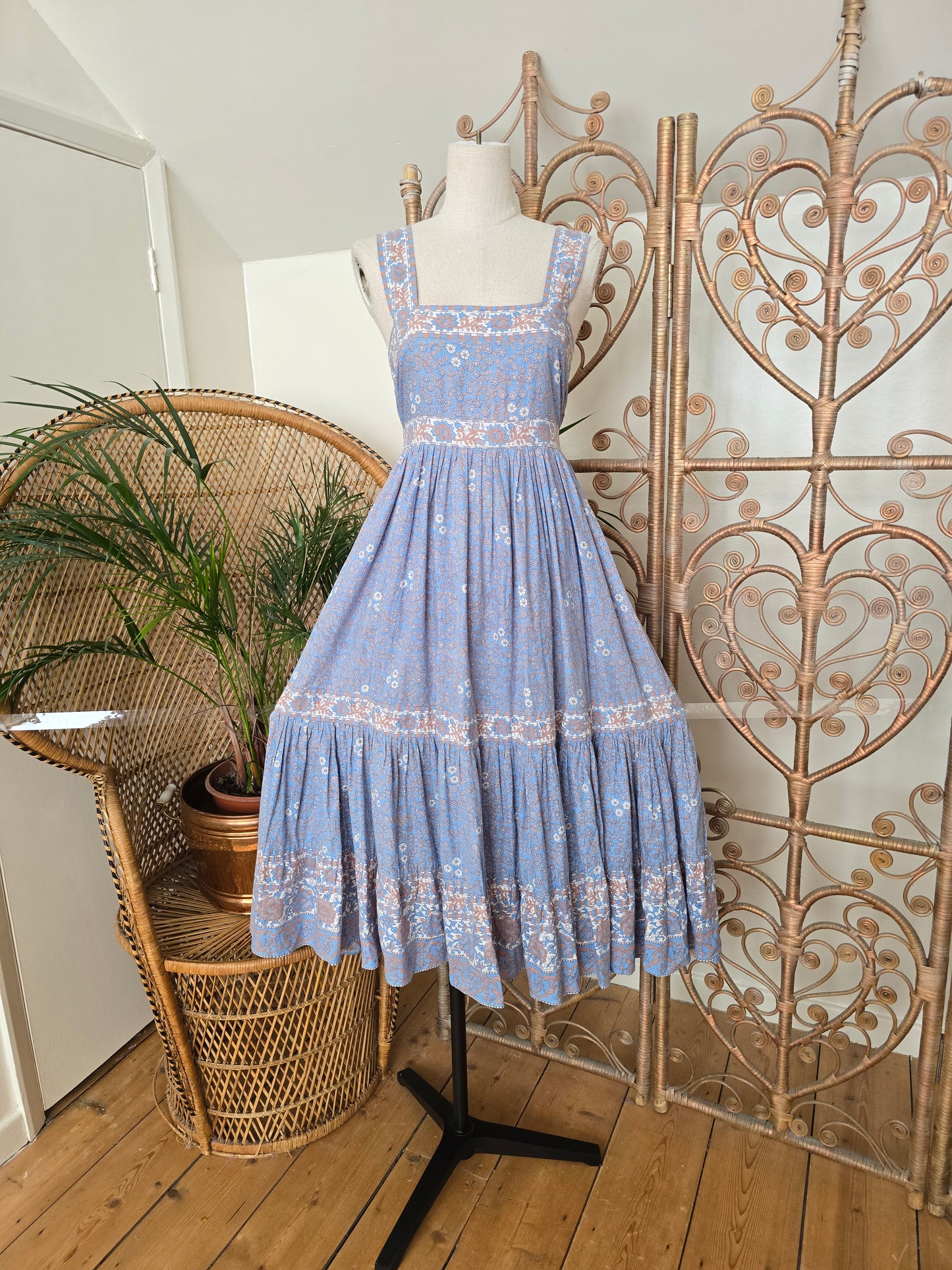 Vintage Ritu kumar for Roshafi Indian dress
