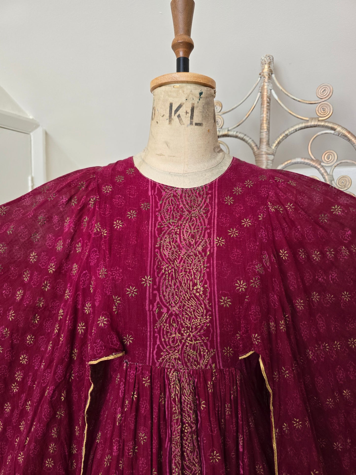 Vintage Ayesha Davar Indian cotton maxi dress