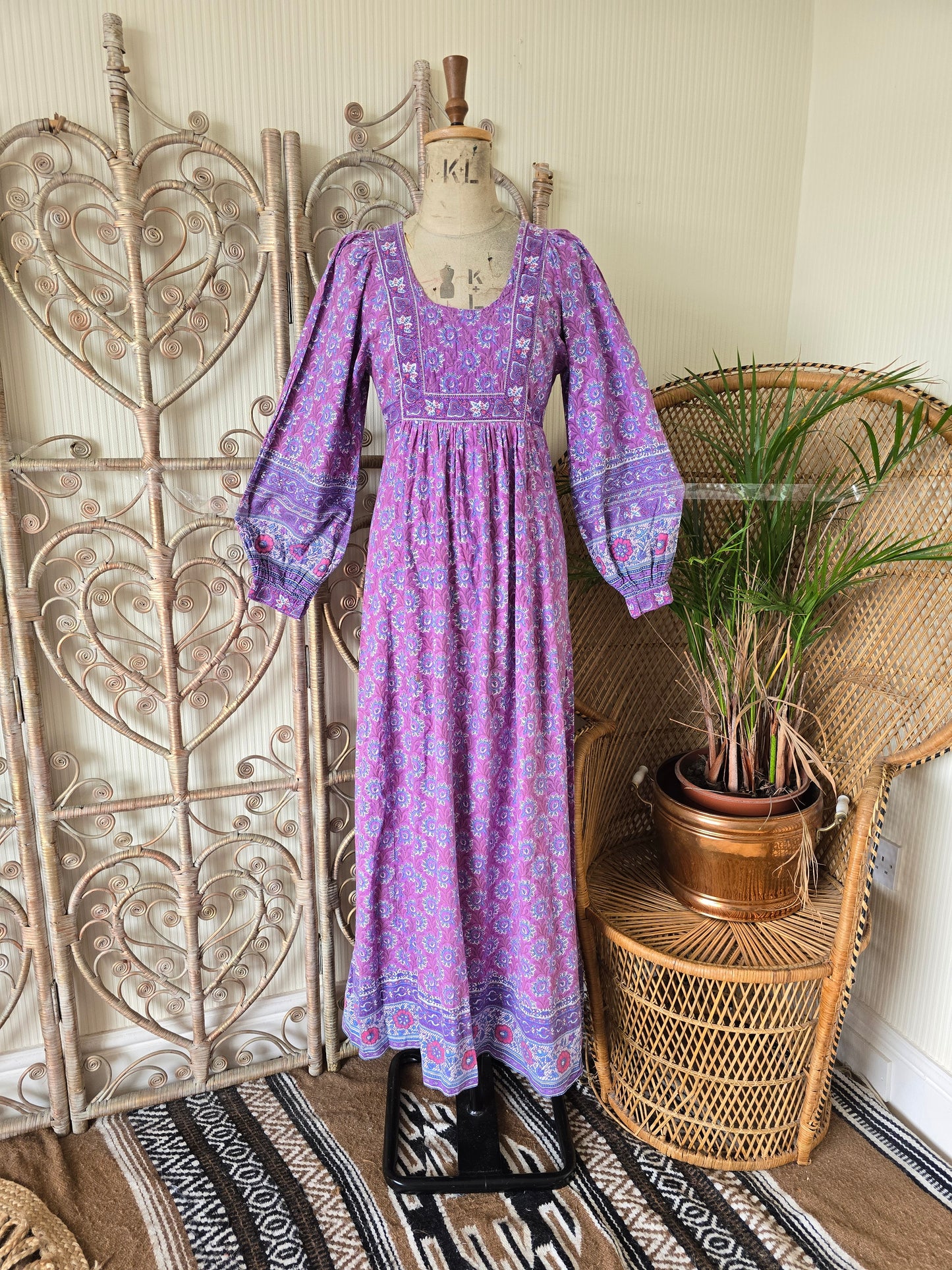 Vintage Ritu kumar for Roshafi Indian dress.